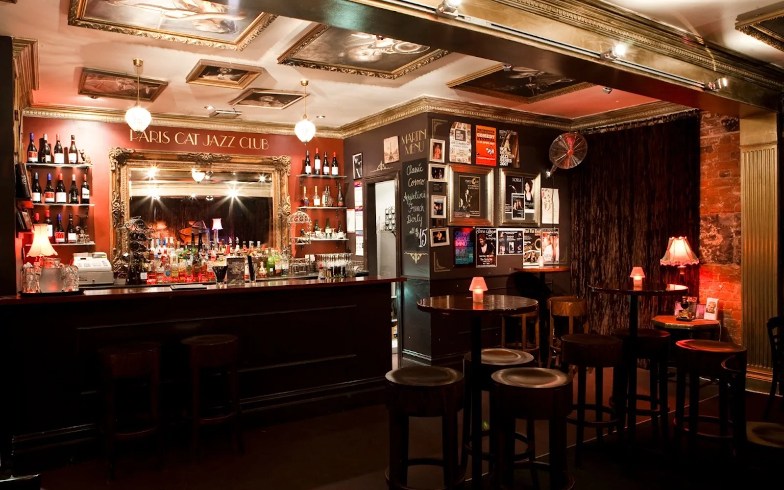 Paris Cat Jazz Club bar